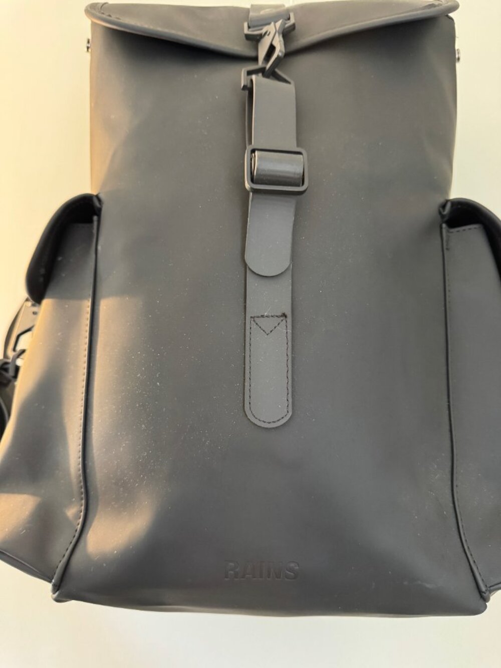 Rains Rucksack Cargo Backpack - Picture 3 of 4